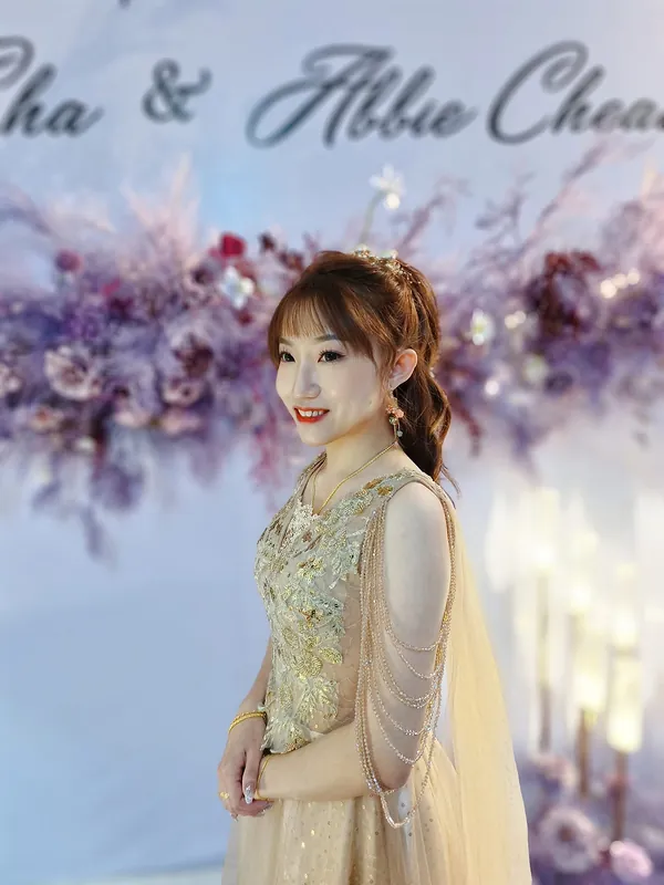 Evening glam makeup in gold gown with high ponytail and side bangs, by THEENG, Kuantan