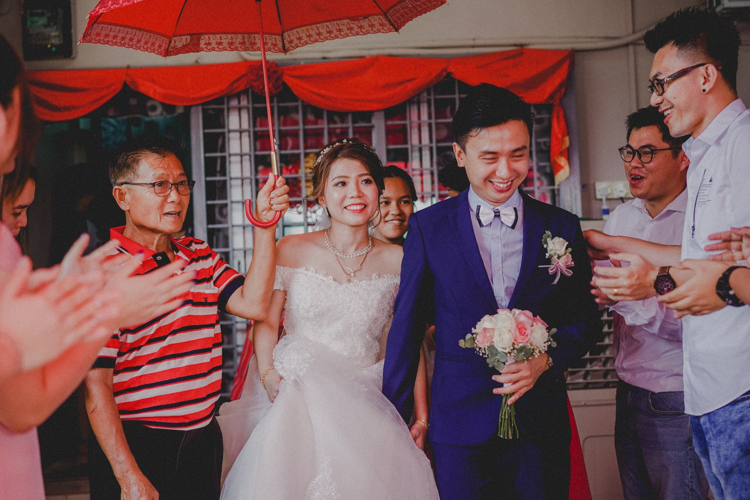 Guo Hao & Chee Ling family group wedding photo, celebration rhythm frame 15, by Famous Bridal Kuantan