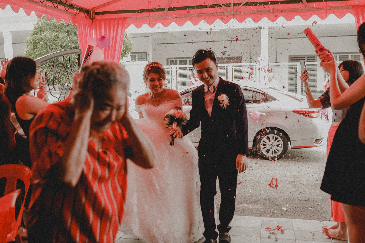 Guo Hao & Chee Ling wedding morning ceremony moment, documentary transition frame 24, by Famous Bridal Kuantan