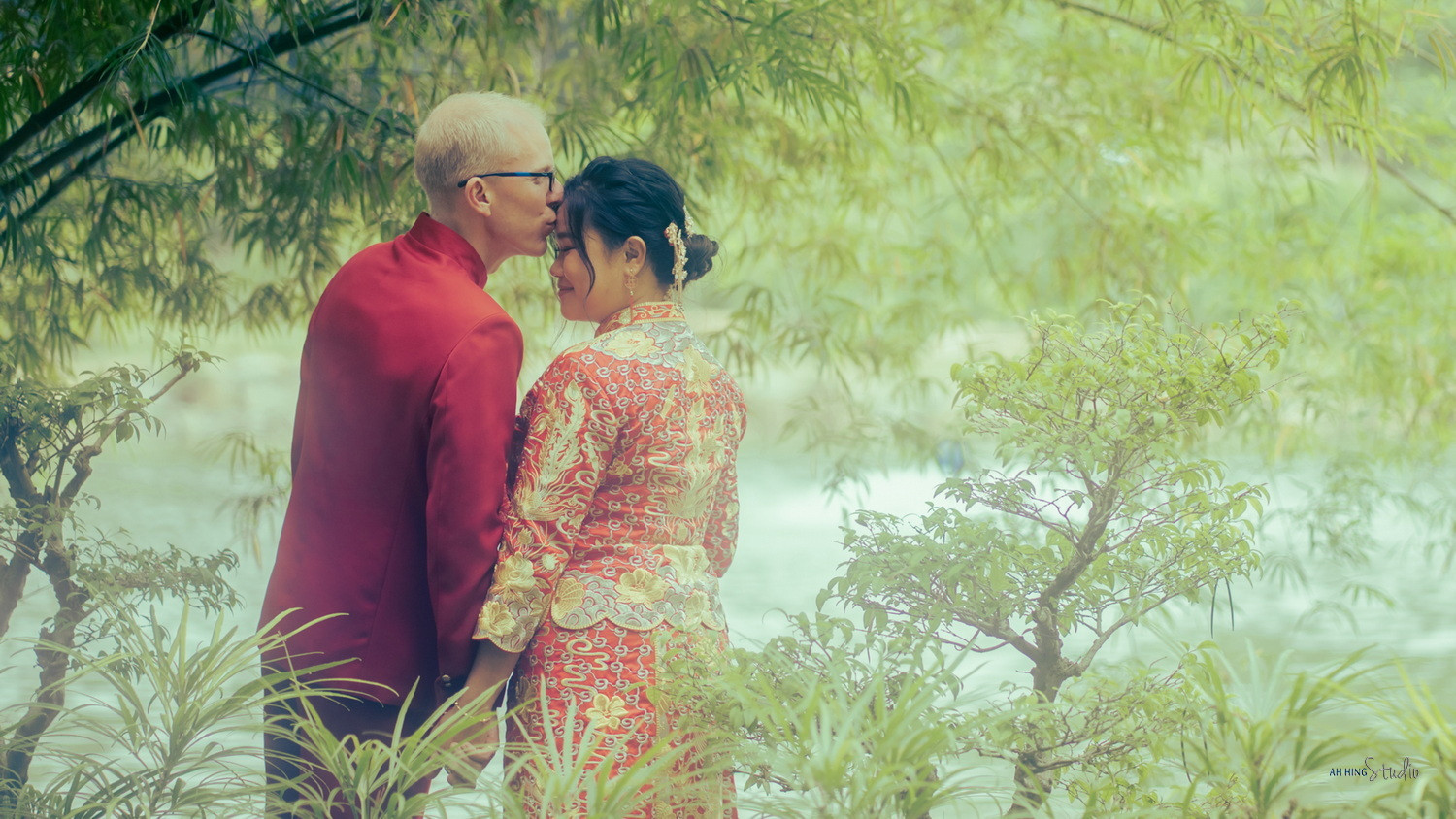 Michel & Yee Ning wedding morning ceremony moment, album detail frame 04, by Famous Bridal Kuantan