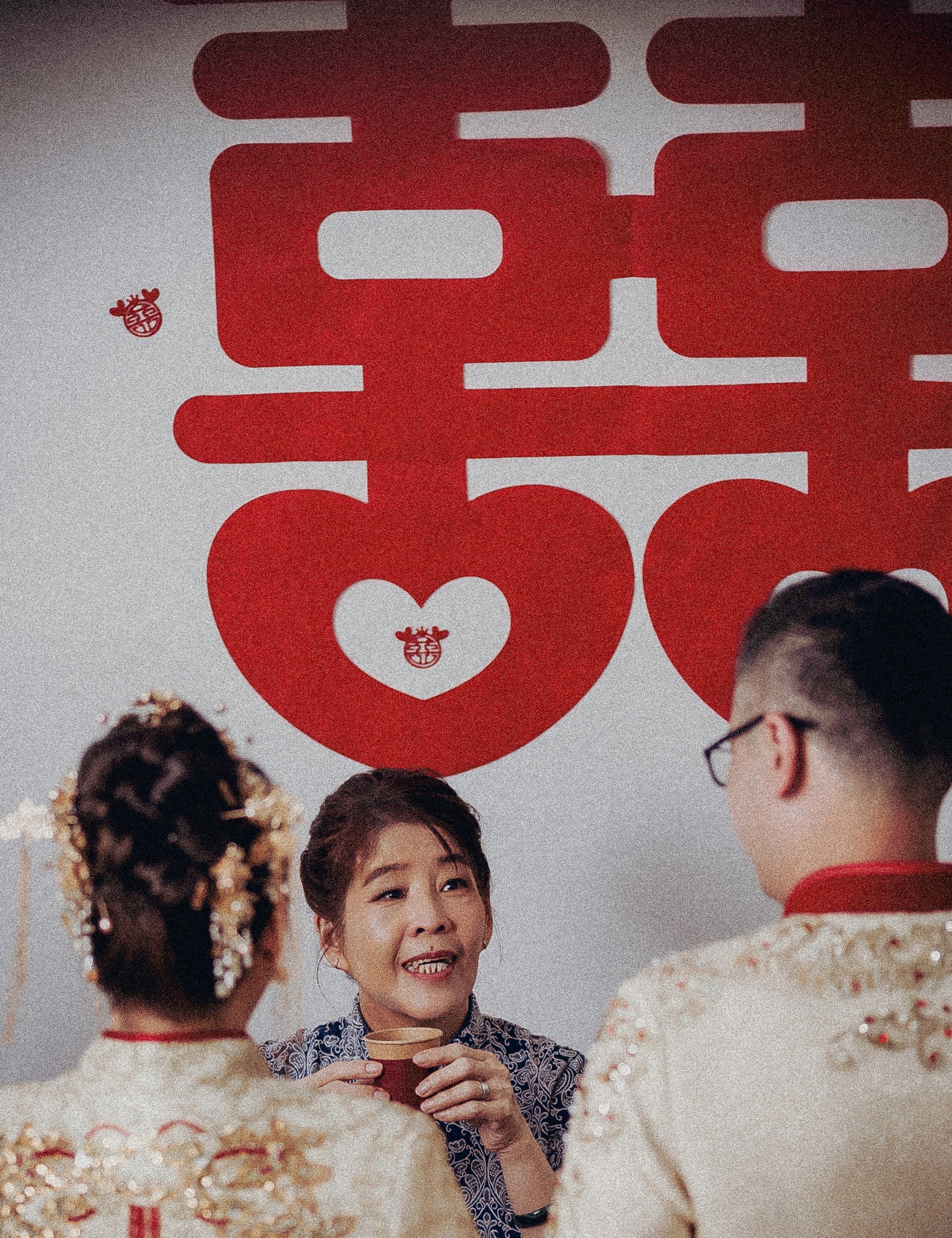 Samuel & Wee Nee candid wedding celebration moment, story opener frame 09, by Famous Bridal Kuantan