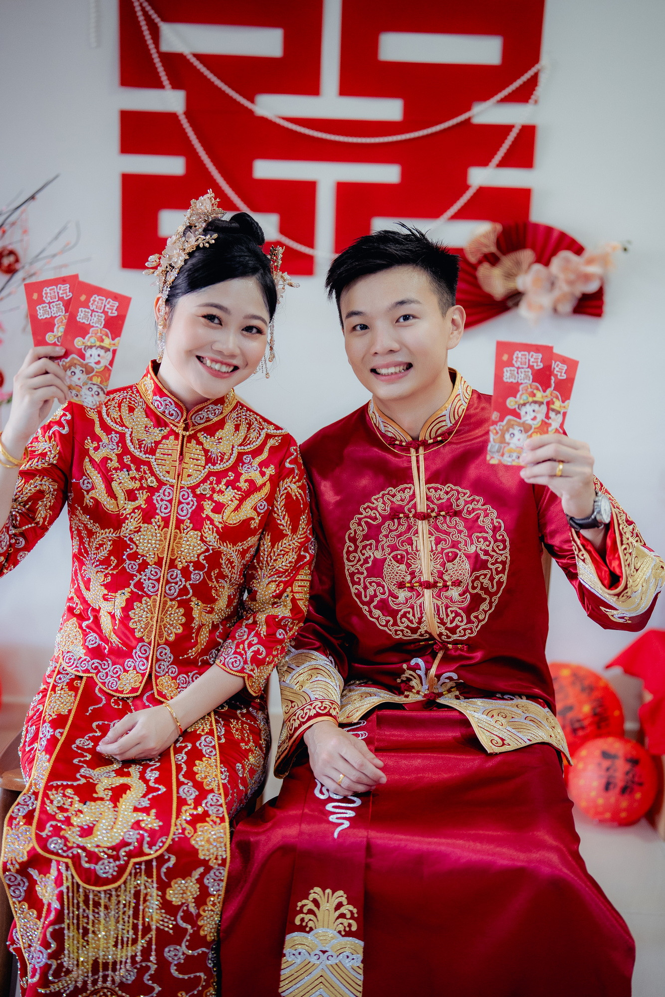 Song Run & Sue Xin traditional Chinese wedding detail, quiet in-between moment frame 50, by Famous Bridal Kuantan