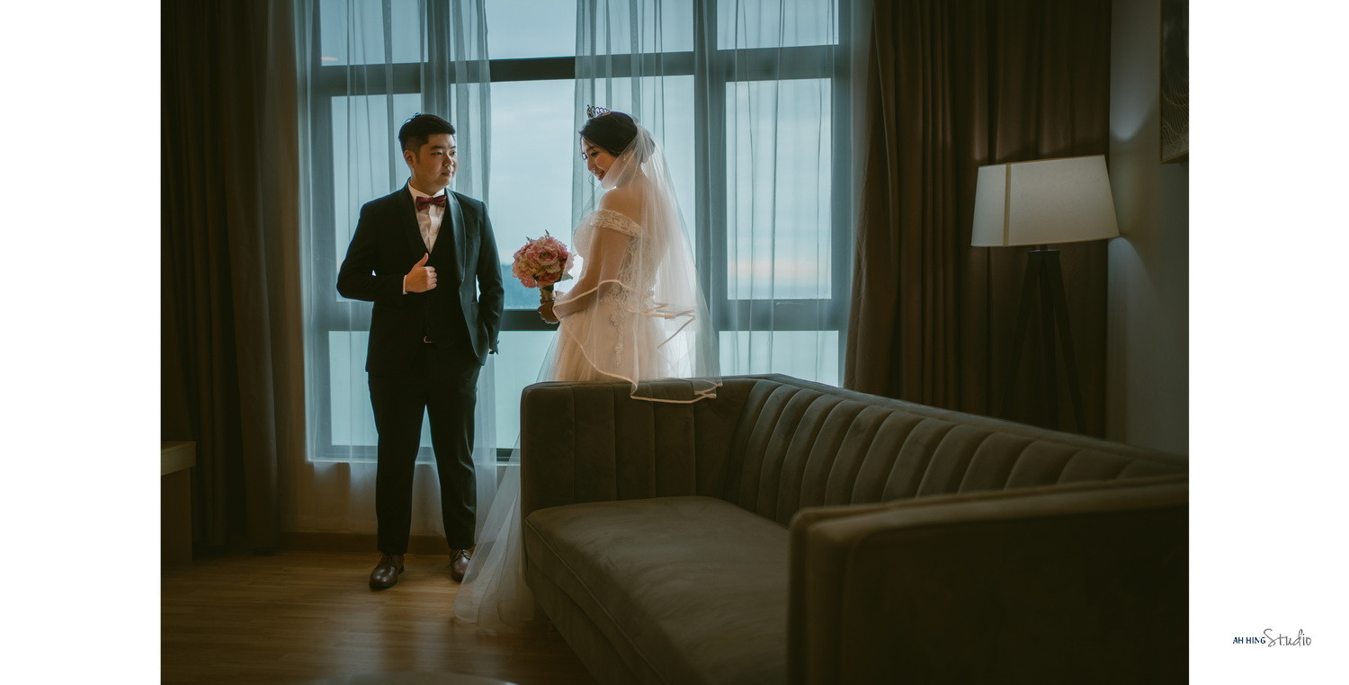Yit Loong & Diana opening wedding-day documentary moment, natural movement frame 61, by Famous Bridal Kuantan