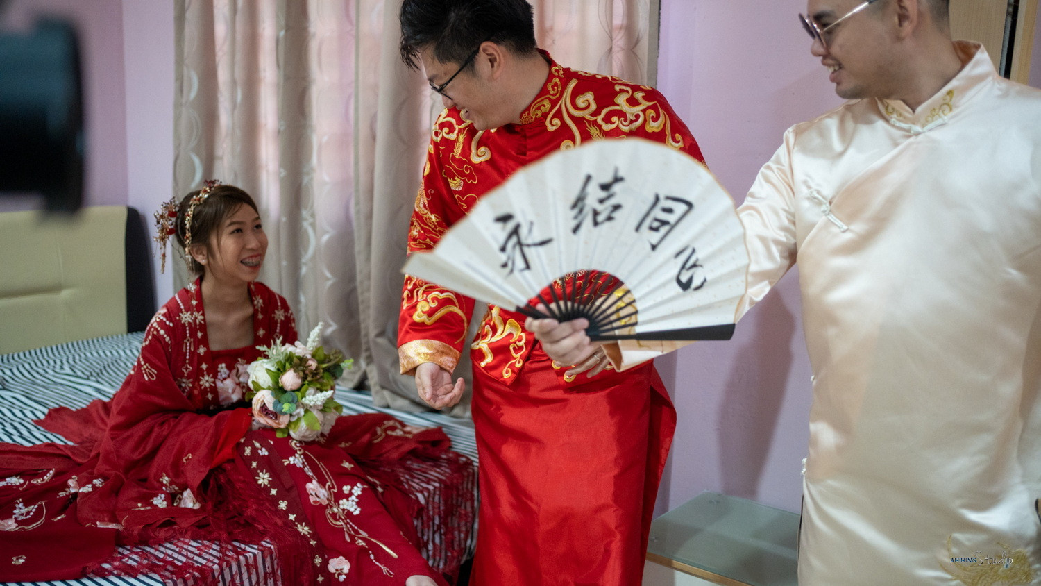 Zhen Hui & May Lee family blessing wedding portrait, quiet in-between moment frame 66, by Famous Bridal Kuantan