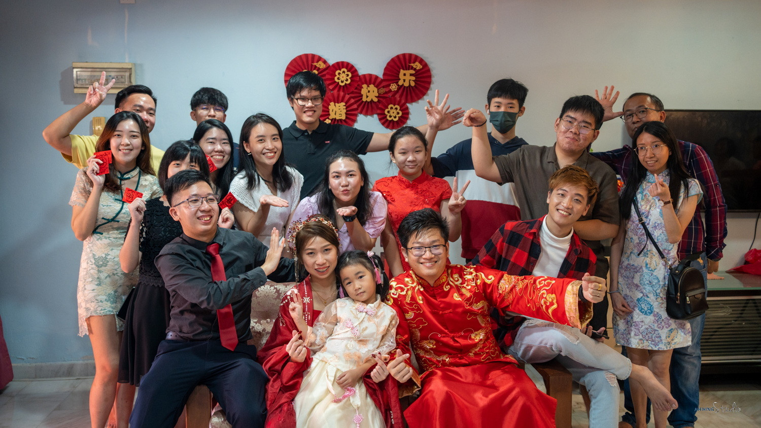 Zhen Hui & May Lee family group wedding photo, celebration rhythm frame 95, by Famous Bridal Kuantan