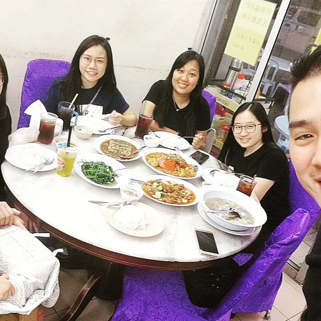 Famous Bridal Kuantan photography and bridal team 27