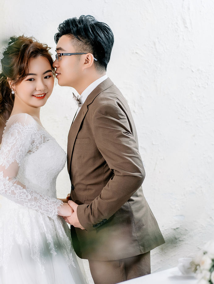 Indoor pre-wedding studio photography in Kuantan 37