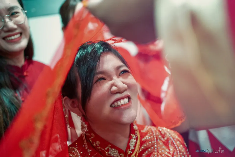 Chang Hong & Siew Nee groom preparation photography, natural movement frame 13, by Famous Bridal Kuantan