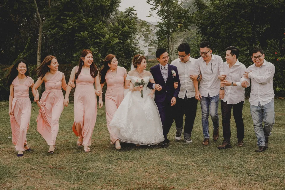 Guo Hao & Chee Ling guest candid wedding photo, quiet in-between moment frame 18, by Famous Bridal Kuantan