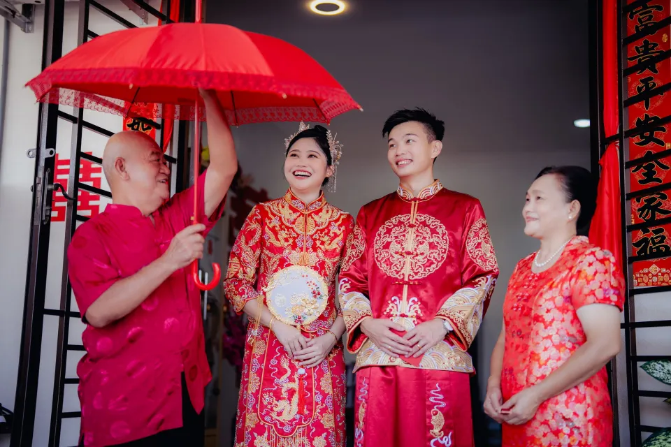 Song Run & Sue Xin wedding reception detail, album detail frame 68, by Famous Bridal Kuantan