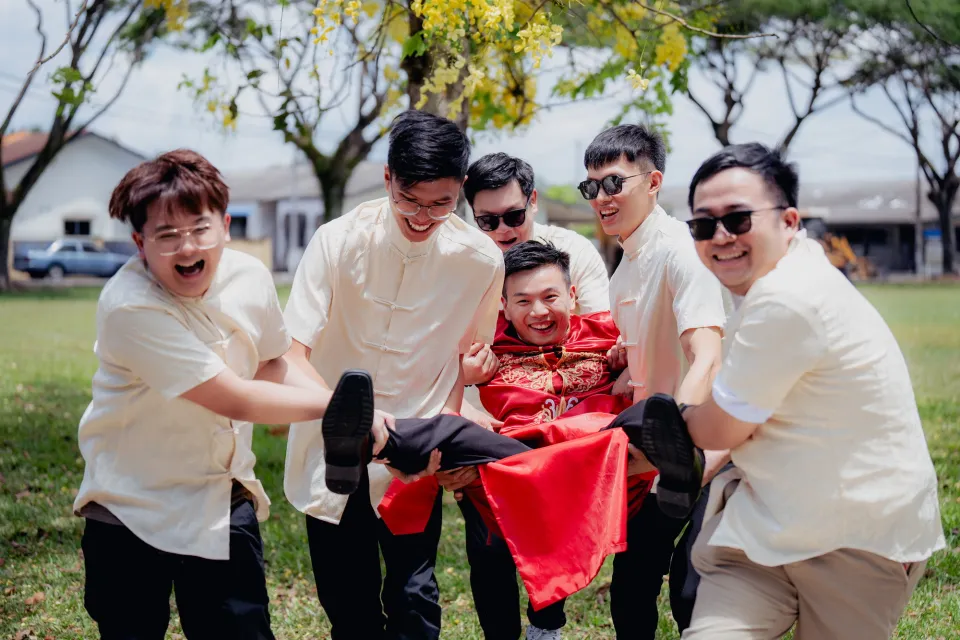 Song Run & Sue Xin Chinese tea ceremony blessing, family memory frame 83, by Famous Bridal Kuantan