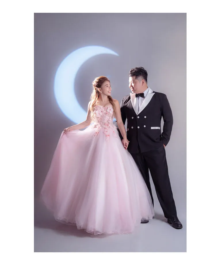 Indoor pre-wedding studio photography in Kuantan 21