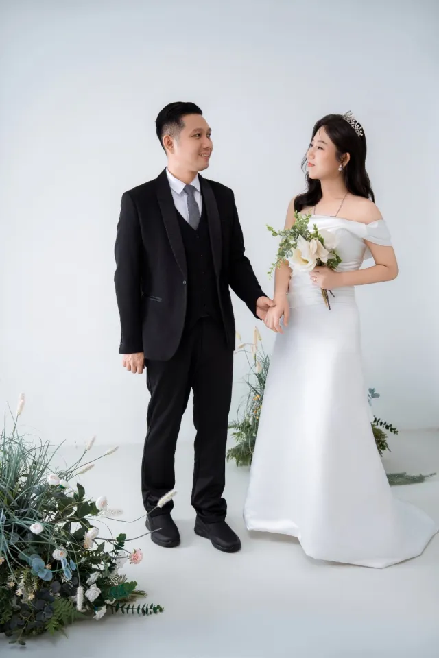 74A08454 | Famous Bridal